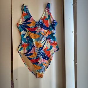 Old Navy Hawaiian One Piece Swimsuit size Large